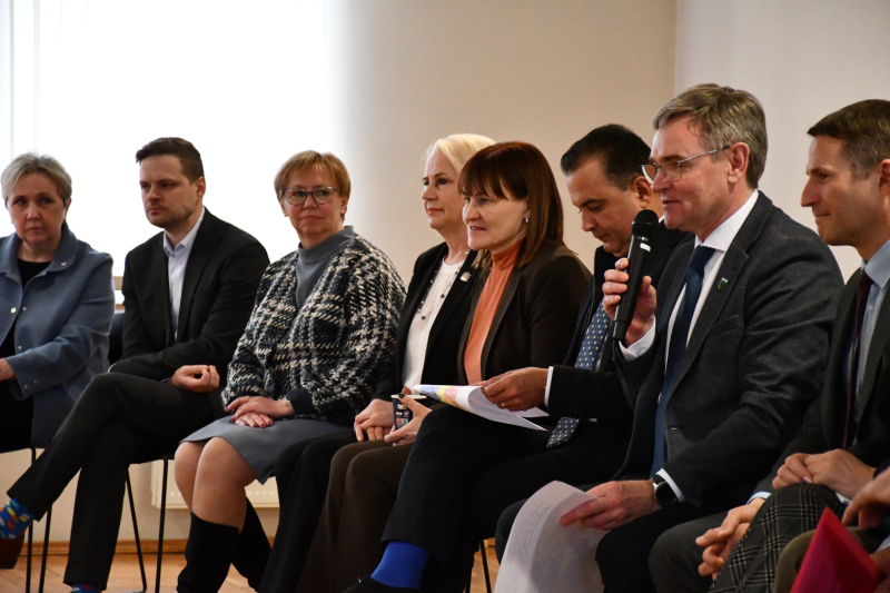 Latgalē uzsāk reģionālo diskusiju ciklu ar ģimenes ārstiem par primārās veselības aprūpes stiprināšanu