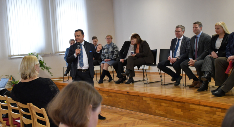 Latgalē uzsāk reģionālo diskusiju ciklu ar ģimenes ārstiem par primārās veselības aprūpes stiprināšanu