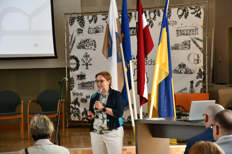 Vidzemē diskutē par jauno speciālistu pieejamību reģionos
