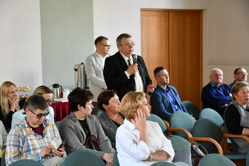 Vidzemē diskutē par jauno speciālistu pieejamību reģionos
