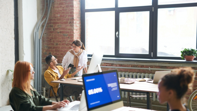 Apstiprina papildu atvieglojumus vakcinētām personām