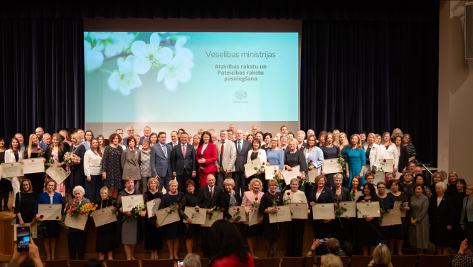 Nozares profesionāļi saņem Veselības ministrijas apbalvojumus