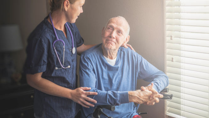 Uzsāk pakalpojumu sniedzēju atlasi paliatīvās aprūpes mobilās komandas pakalpojumiem mājās 