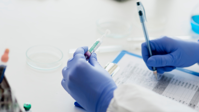 No 1. janvāra valsts apmaksāto Covid-19 testēšanu  organizēs tikai slimnīcu pacientiem