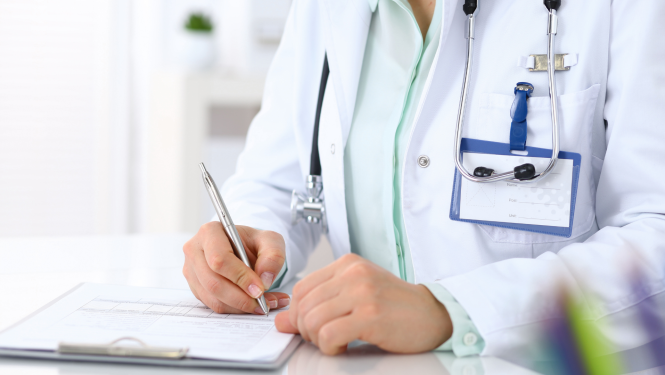  Par labiem Covid-19 vakcinācijas rādītājiem godina  vairākus Kurzemes ģimenes ārstus