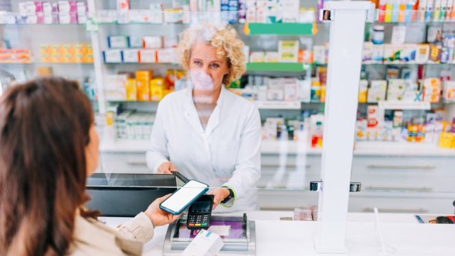 Stājoties spēkā jaunajam zāļu cenu veidošanas modelim, pastiprināti uzraudzīs zāļu pieejamību aptiekās