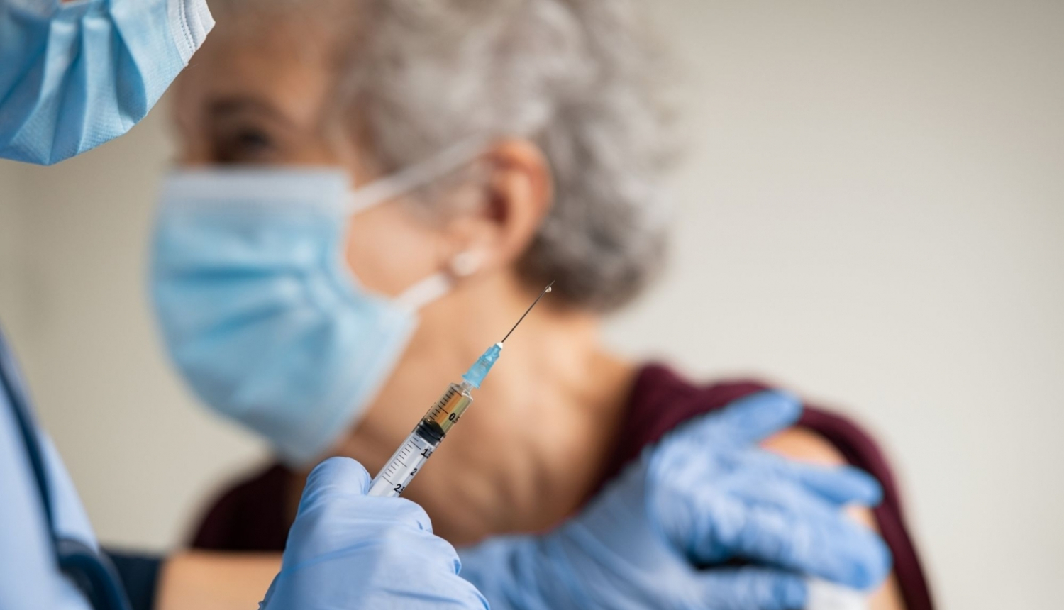 Jelgavas seniorus aicinās vakcinēties pret Covid-19 