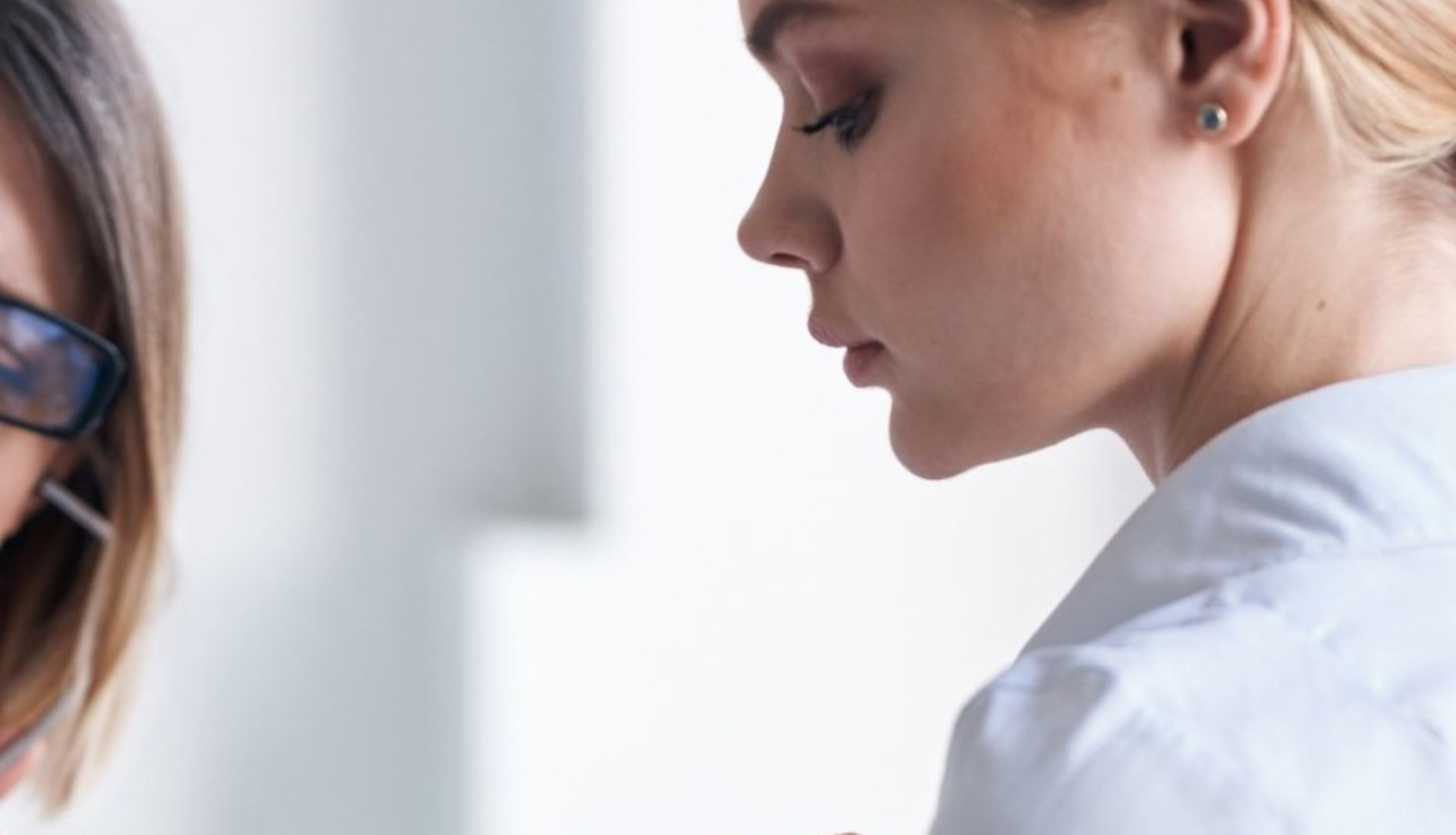 “Jaunā ģimenes ārste iegūs labi sakārtotu praksi.” Rīgā pirmā nodotā/pārņemtā ģimenes ārsta prakse ESF projektā 