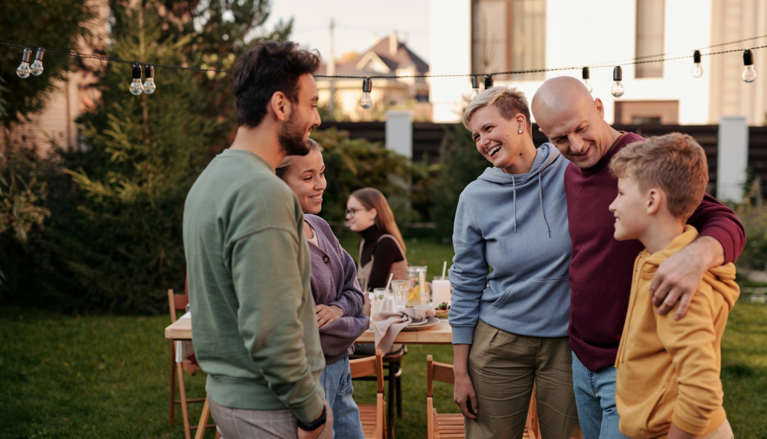 Vakcinētiem cilvēkiem jūnijā būs plašākas iespējas pulcēties