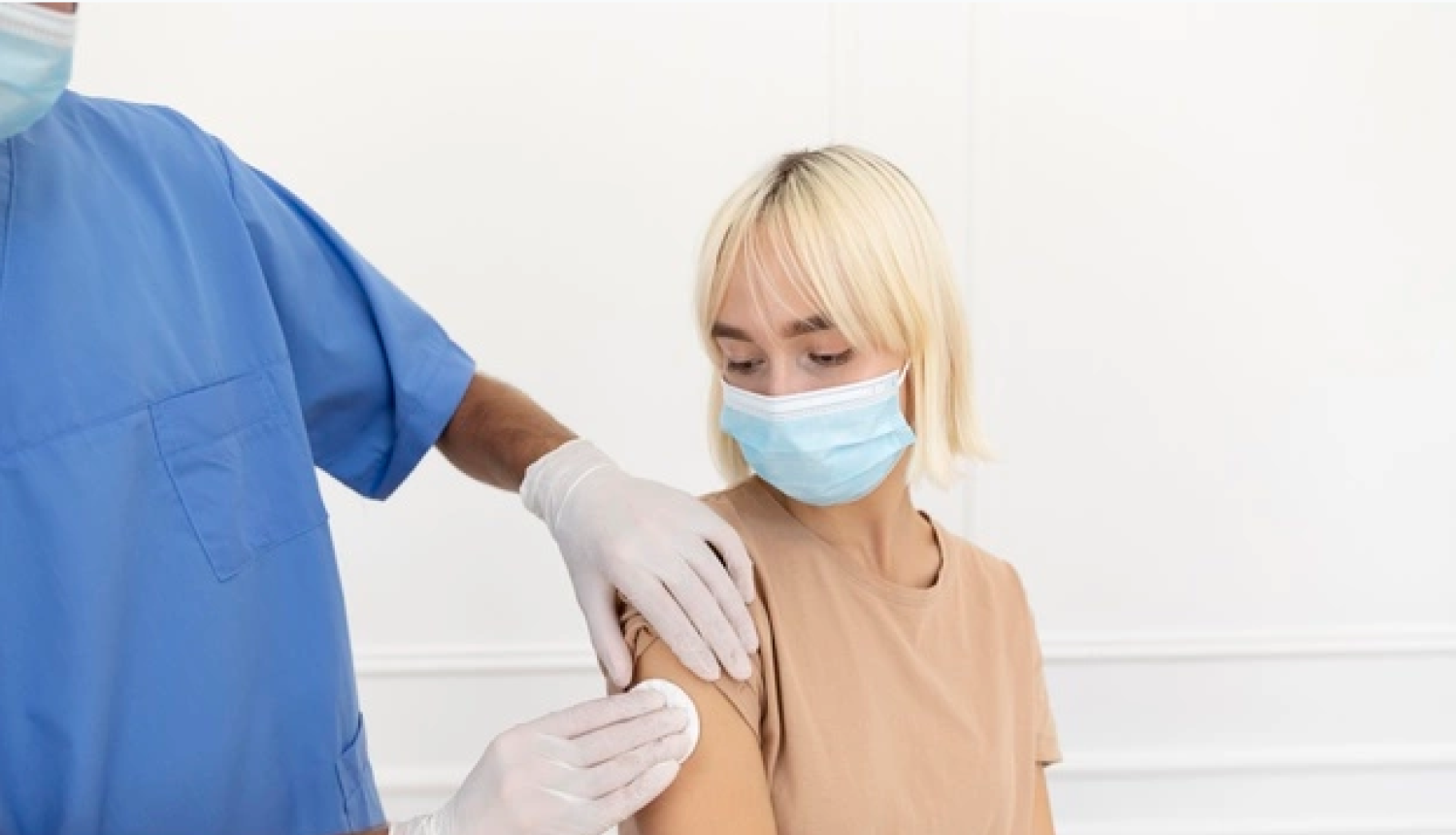 Turpinās vakcinācijas nodrošināšana maksimāli tuvu cilvēka ikdienas gaitām