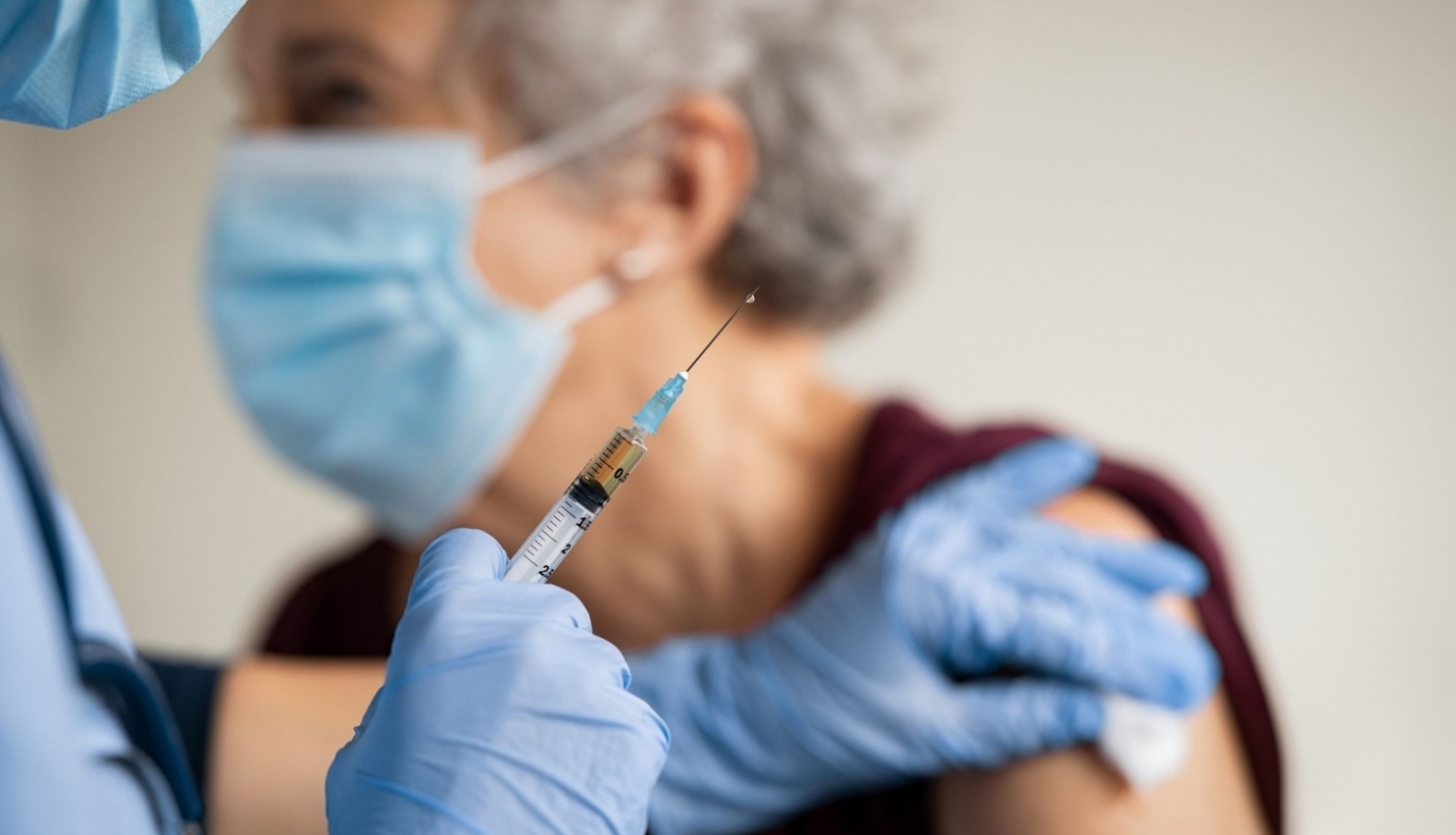 Jelgavas seniorus aicinās vakcinēties pret Covid-19 